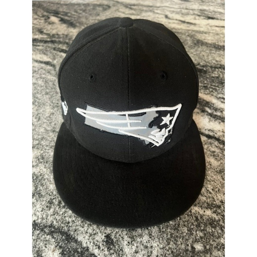 New Era 59FIFTY Hat Mens Size 7 Black New England Patriots Fitted Cap NFL